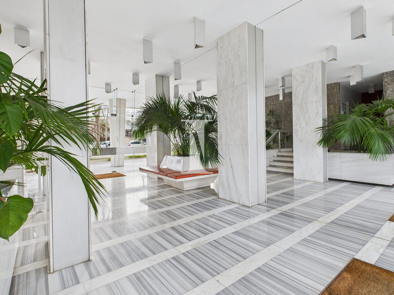 Appartement - 123 m² - 5 pièces