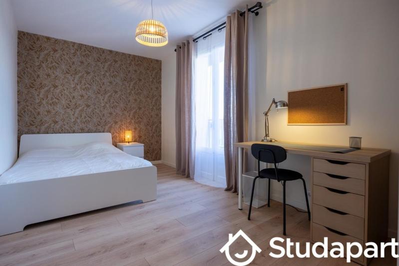 Chambre - 9 m² - 1 pièce