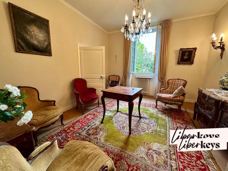 Maison de village - 130 m² - 7 pièces