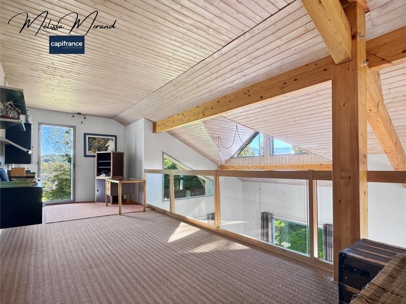 Maison - 180 m² - 5 pièces