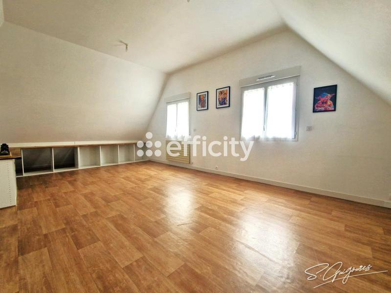 Maison - 224 m² - 9 pièces