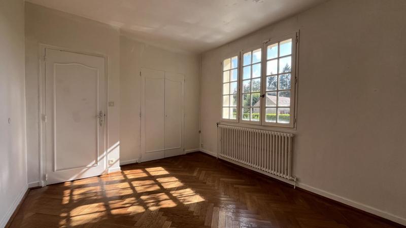 Maison - 200 m² - 7 pièces