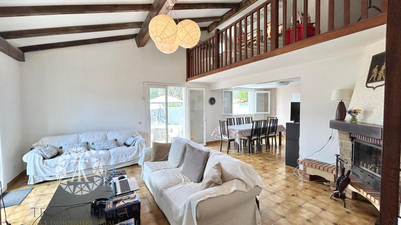 Villa - 145 m² - 6 pièces