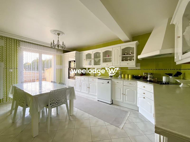 Maison - 145 m² - 6 pièces