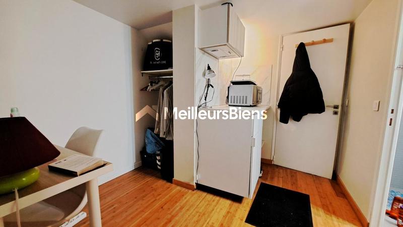 Maison - 219 m² - 8 pièces