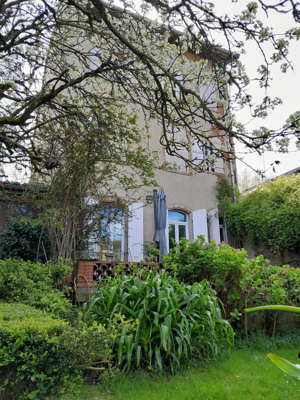 Maison - 257 m² - 10 pièces