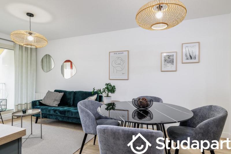 Chambre - 12 m² - 1 pièce