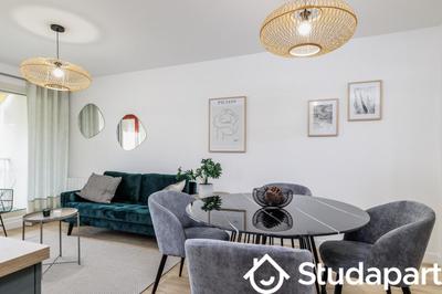 Chambre - 12 m² - 1 pièce