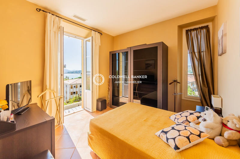 Appartement - 106 m² - 4 pièces