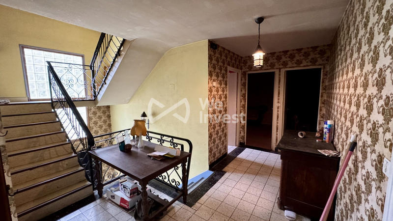 Maison - 120 m² - 9 pièces