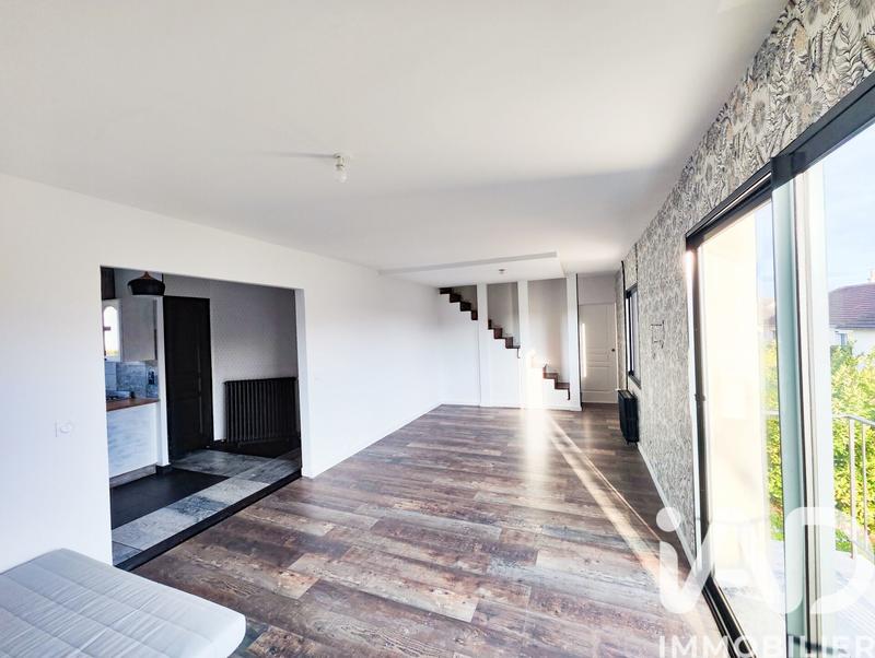 Maison - 137 m² - 6 pièces