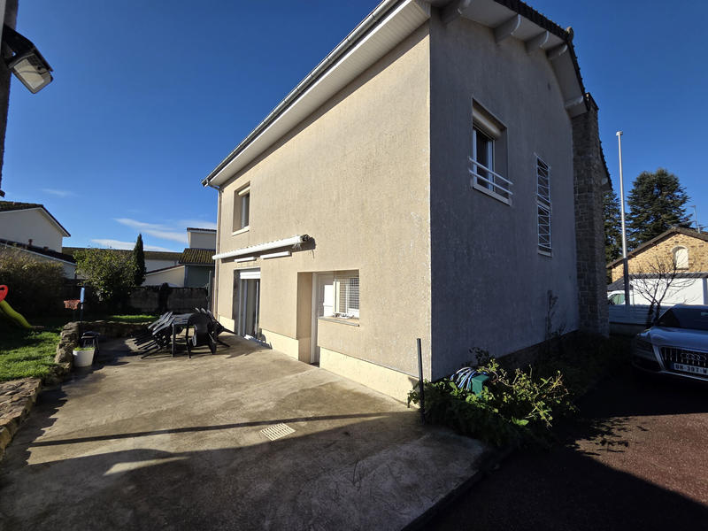 Maison - 114 m² - 6 pièces