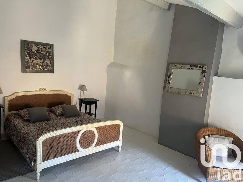 Maison - 383 m² - 10 pièces