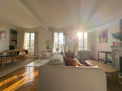 Appartement - 80 m² - 3 pièces