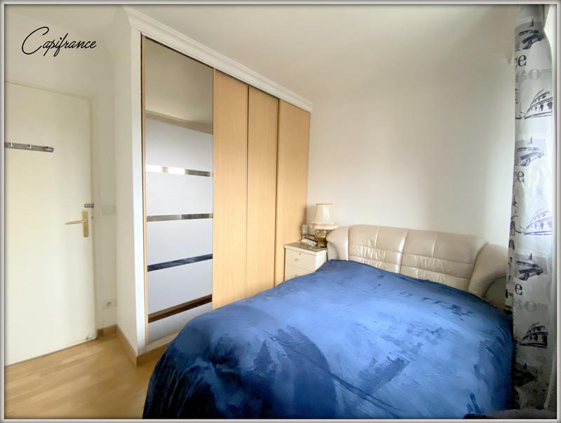 Appartement - 99 m² - 5 pièces