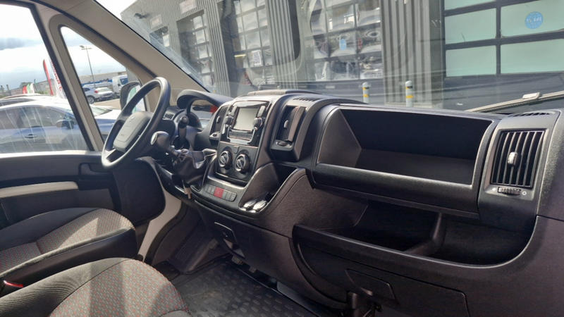 Peugeot Boxer Fourgon Tole 333 L2h2 Bluehdi 140 Ss Asphalt