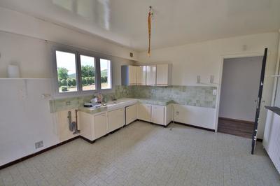 Maison - 121 m² - 5 pièces