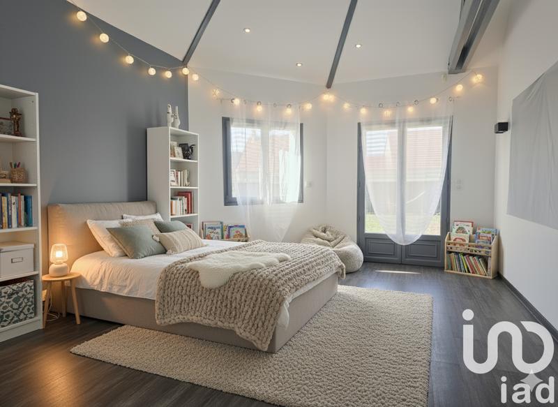 Maison - 360 m² - 9 pièces