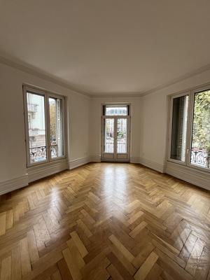 Appartement - 130 m² - 5 pièces