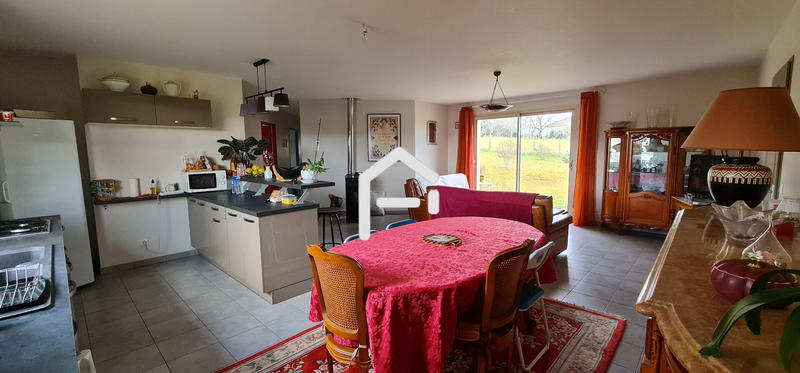 Maison - 104 m² - 5 pièces