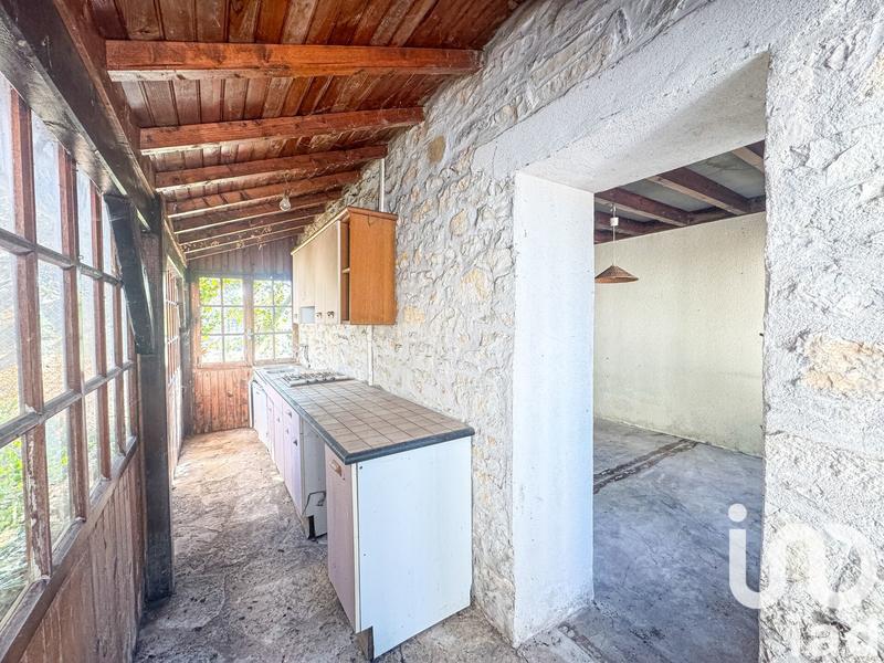 Maison - 250 m² - 5 pièces