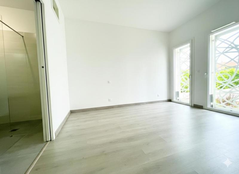 Appartement - 151 m² - 5 pièces