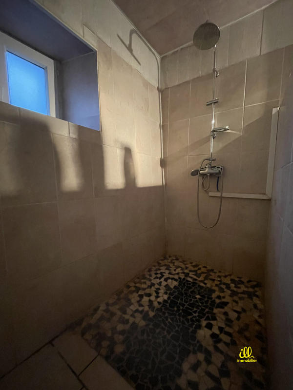 Maison - 162 m² - 5 pièces