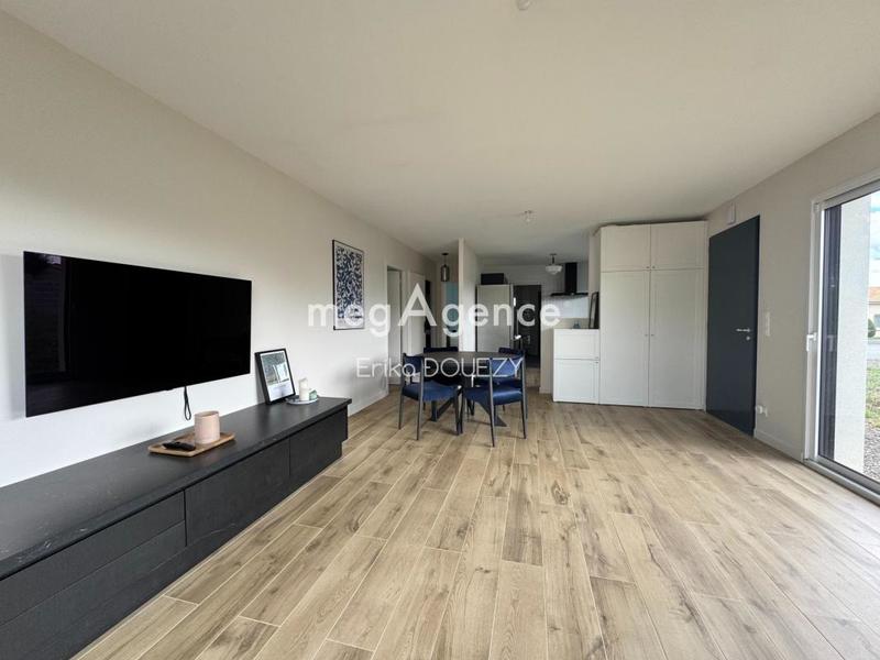 Maison - 90 m² - 4 pièces