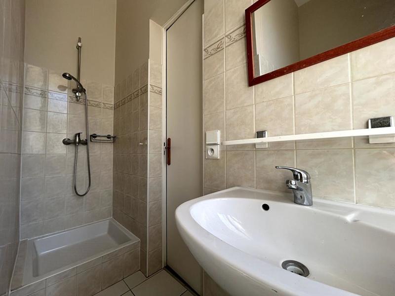 Immeuble - 210 m² - 9 pièces