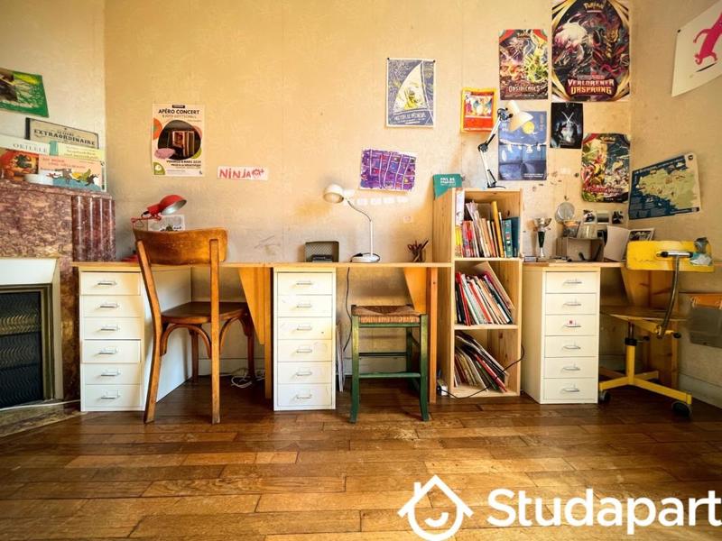 Chambre - 10 m² - 1 pièce