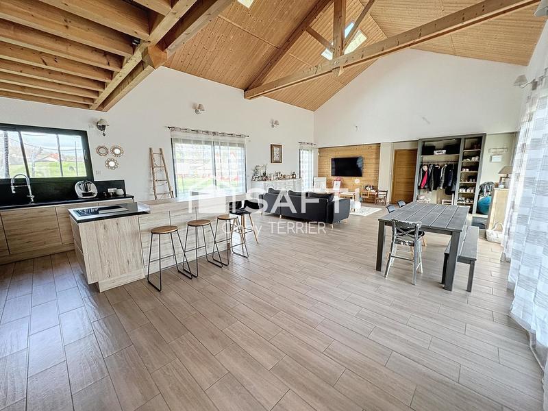 Maison - 184 m² - 7 pièces