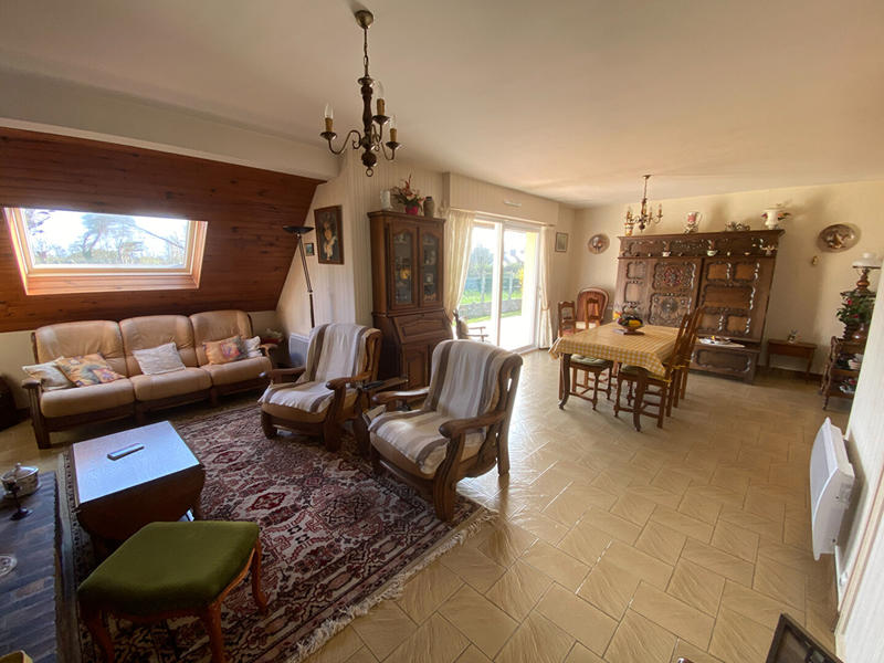 Maison - 122 m² - 6 pièces