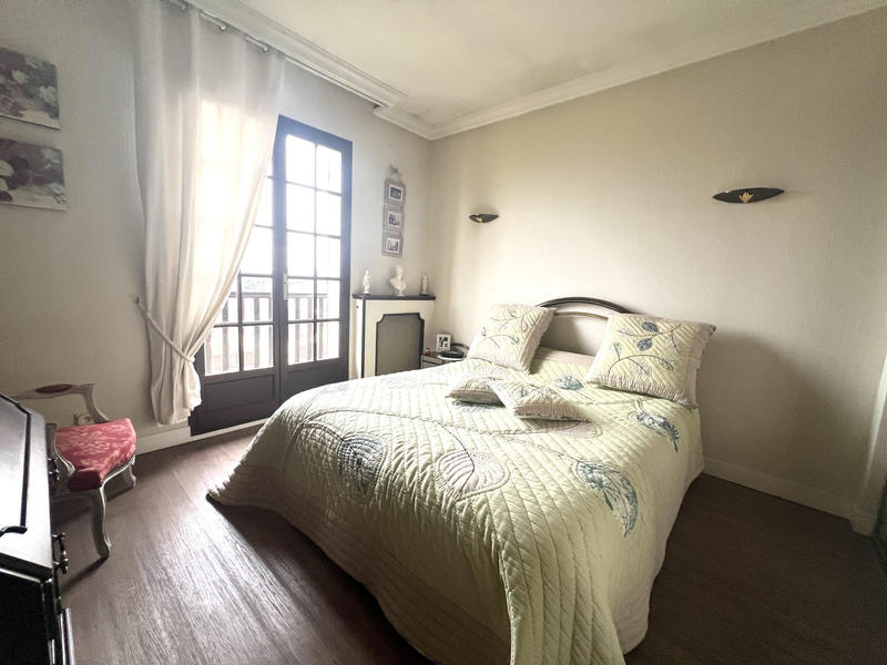 Maison - 137 m² - 5 pièces