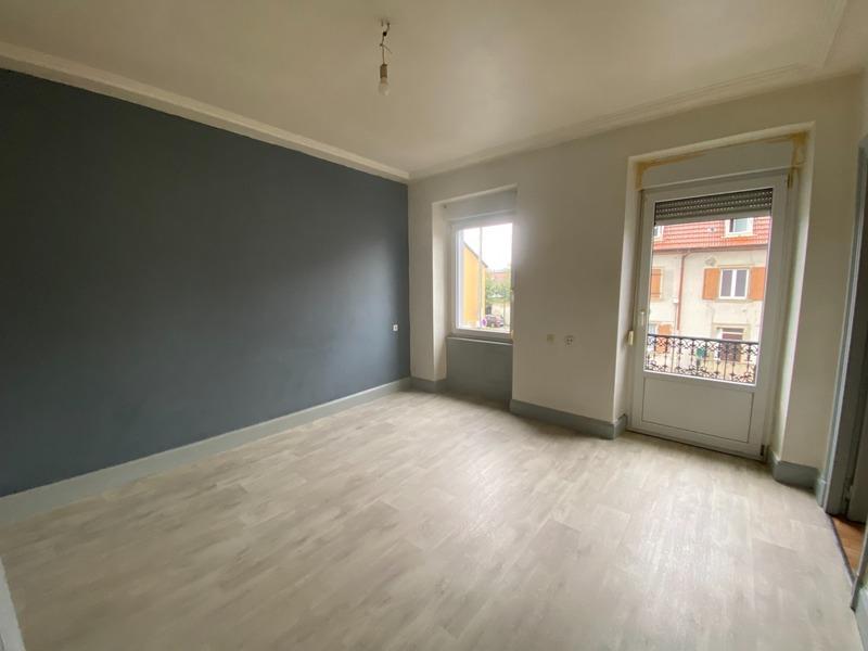 Immeuble - 140 m² - 9 pièces