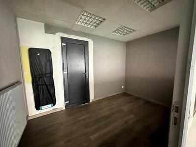 Local commercial - 53 m² - 3 pièces