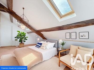 Maison - 201 m² - 7 pièces