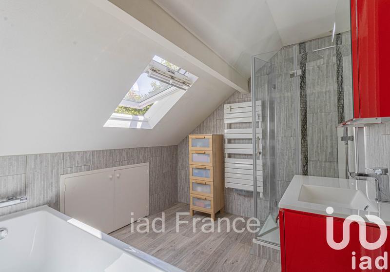 Maison - 113 m² - 6 pièces
