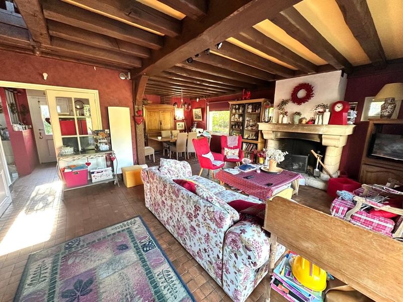 Maison - 250 m² - 10 pièces