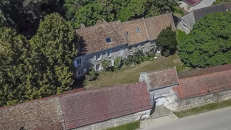 Maison - 383 m² - 17 pièces