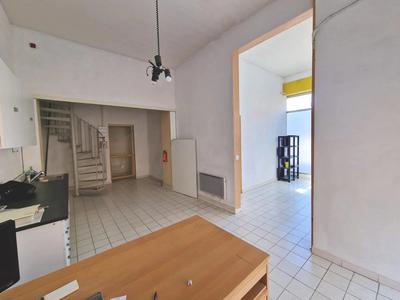 Local commercial - 110 m² - 5 pièces