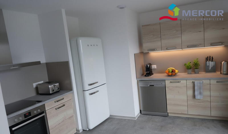 Duplex - 92 m² - 4 pièces