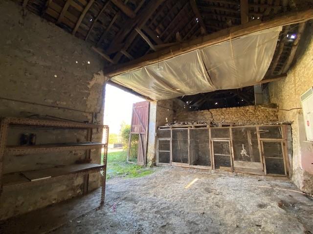 Grange - 85 m² - 1 pièce