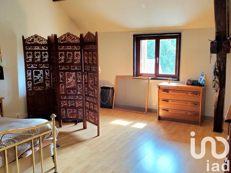 Maison - 214 m² - 8 pièces