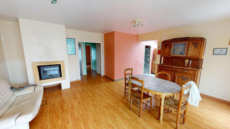 Maison - 104 m² - 5 pièces