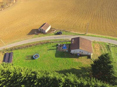 Maison - 92 m² - 4 pièces