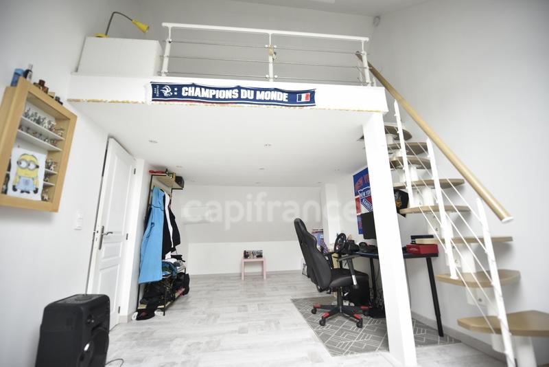 Maison - 111 m² - 5 pièces