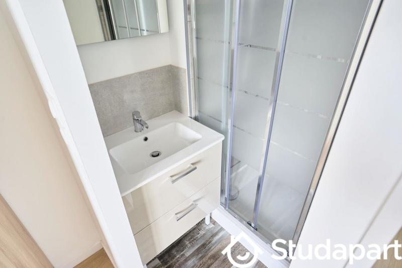 Chambre - 110 m² - 1 pièce