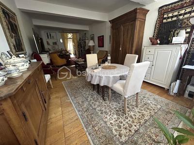 Immeuble - 353 m² - 6 pièces