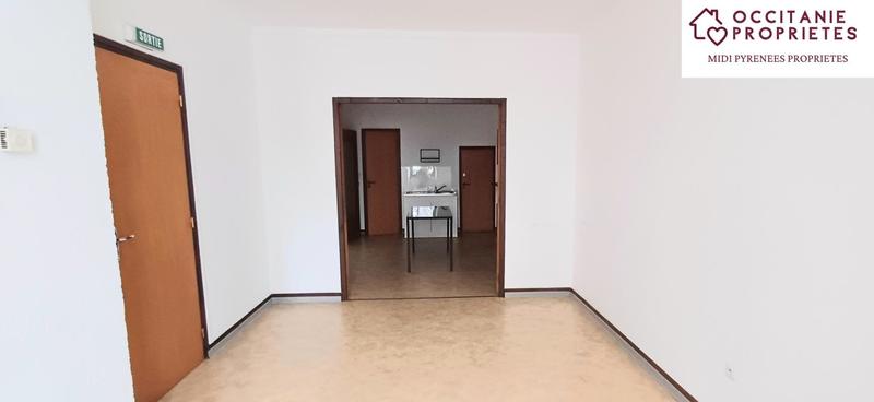 Propriété - 640 m² - 31 pièces