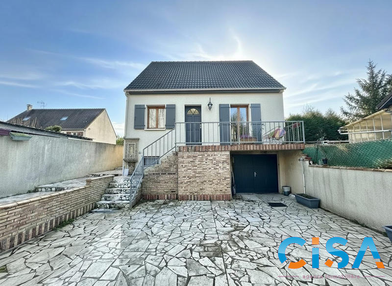 Maison traditionnelle - 120 m² - 6 pièces